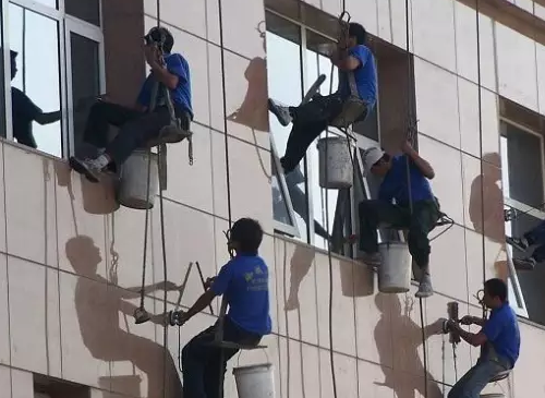 沙坪壩外墻清洗收費(fèi)標(biāo)準(zhǔn)是怎樣的？