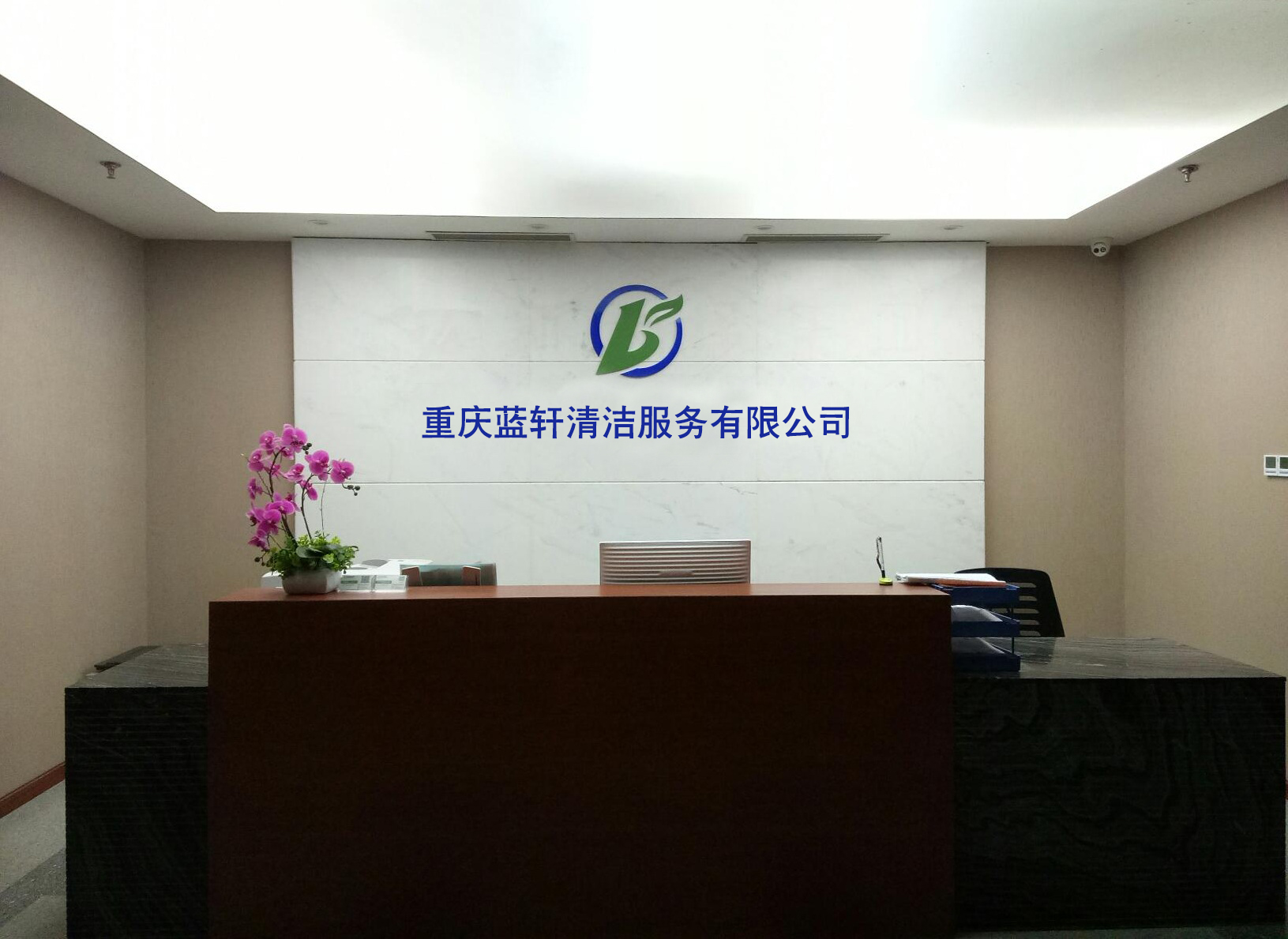 如何清洗沙發(fā)？