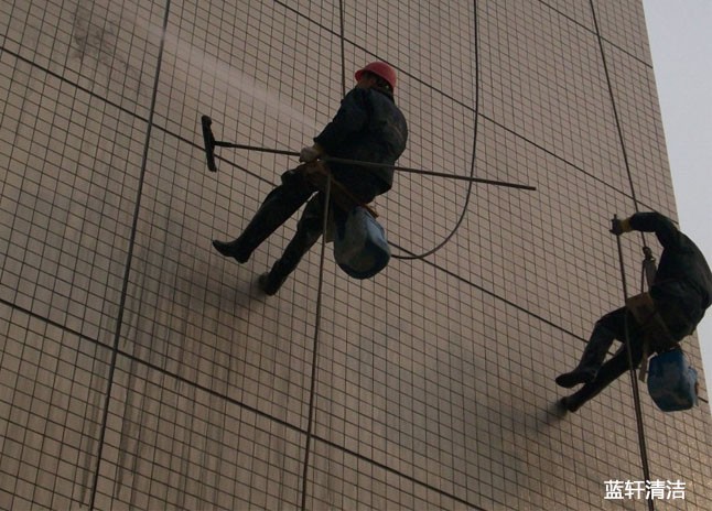 沙坪壩外墻清洗公司