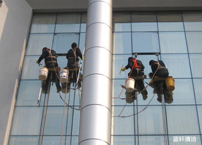 沙坪壩外墻清洗公司